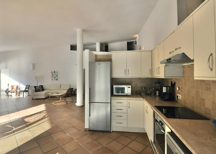 Soleina בית נופש יורט דה מאר