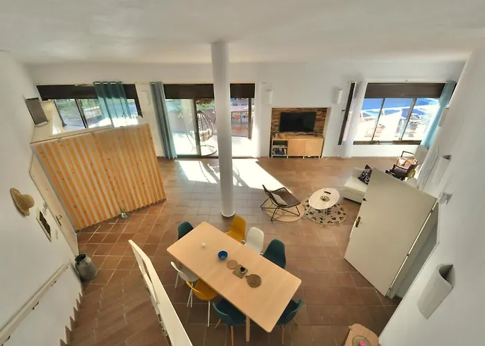 בית נופש Soleina יורט דה מאר